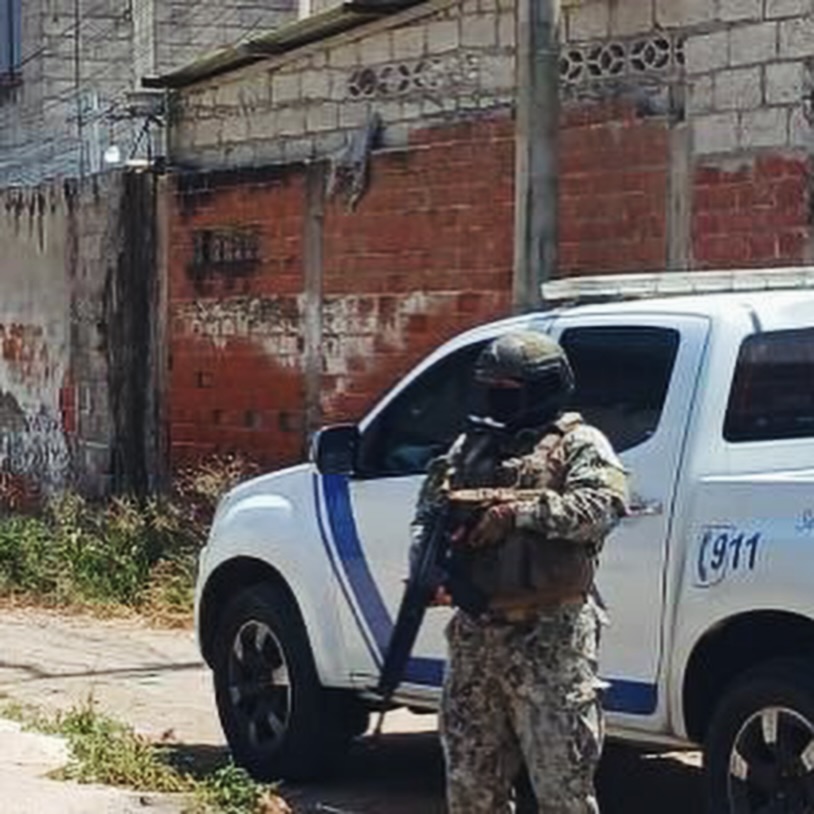 Operación militar y policial en Puerto Bolívar deja aprehendidos tras ataque armado