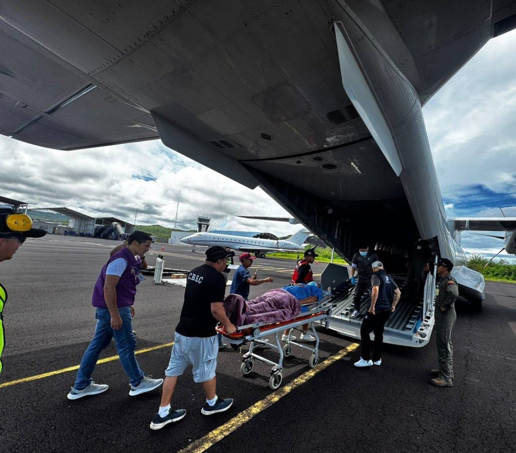  Evacuación aeromédica desde Galápagos al continente