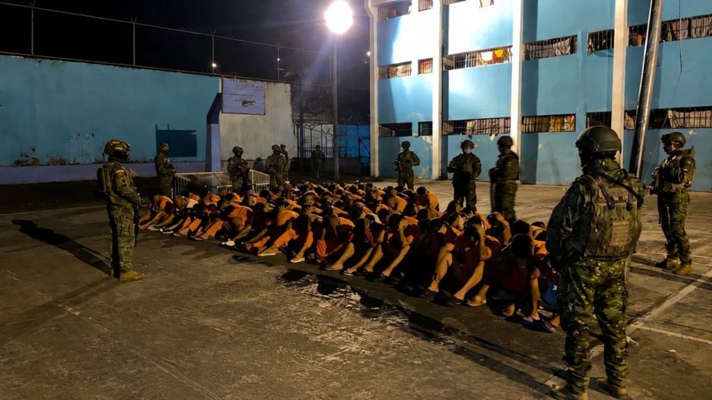 Militares controlan cárcel en Morona Santiago