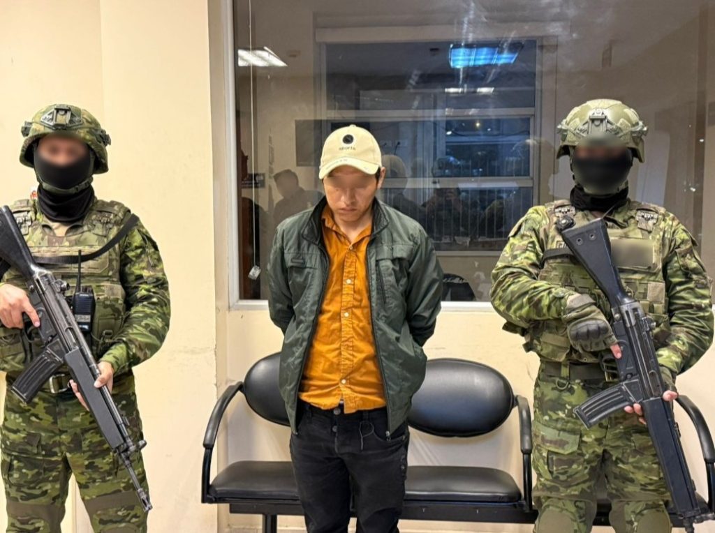 FF. AA. refuerzan operativos en Riobamba