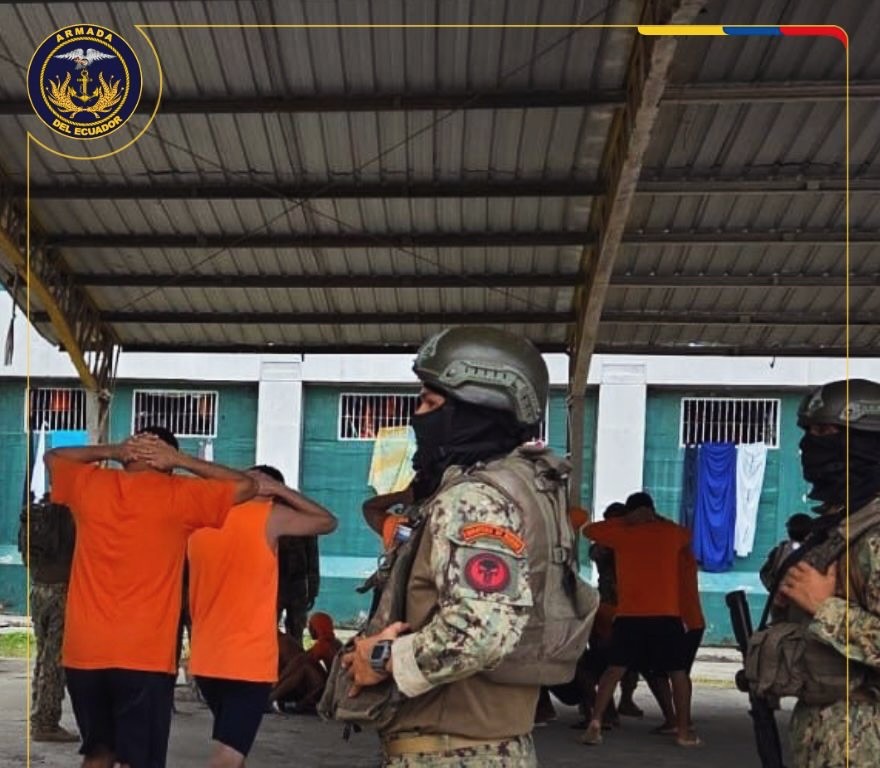 Armada del Ecuador fortalece controles en centros penitenciarios