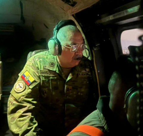 Supervisión aérea refuerza operaciones militares en Quito