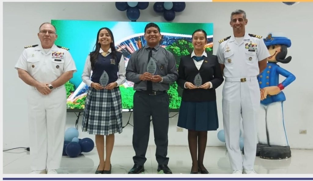 Armada del Ecuador realizó el II Concurso Nacional de Oratoria