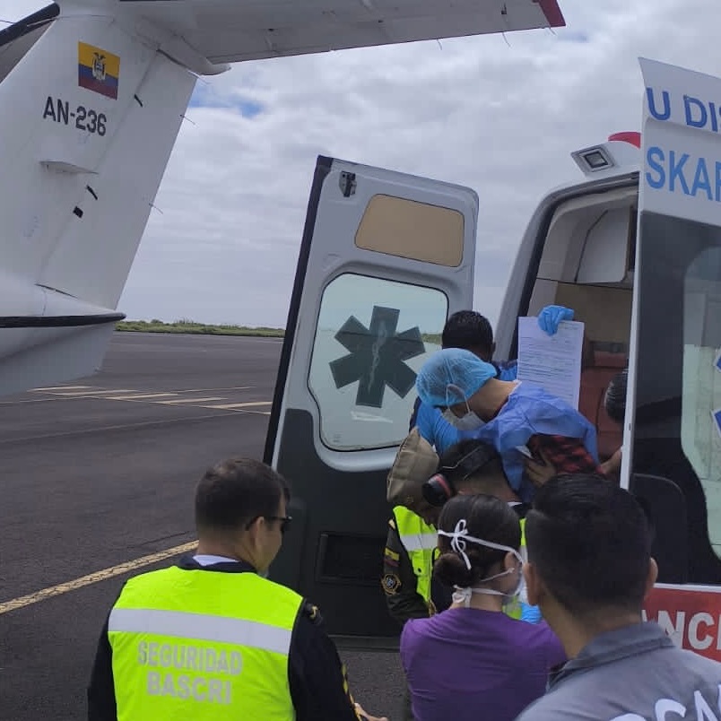 Aviación Naval realiza evacuación aeromédica de emergencia