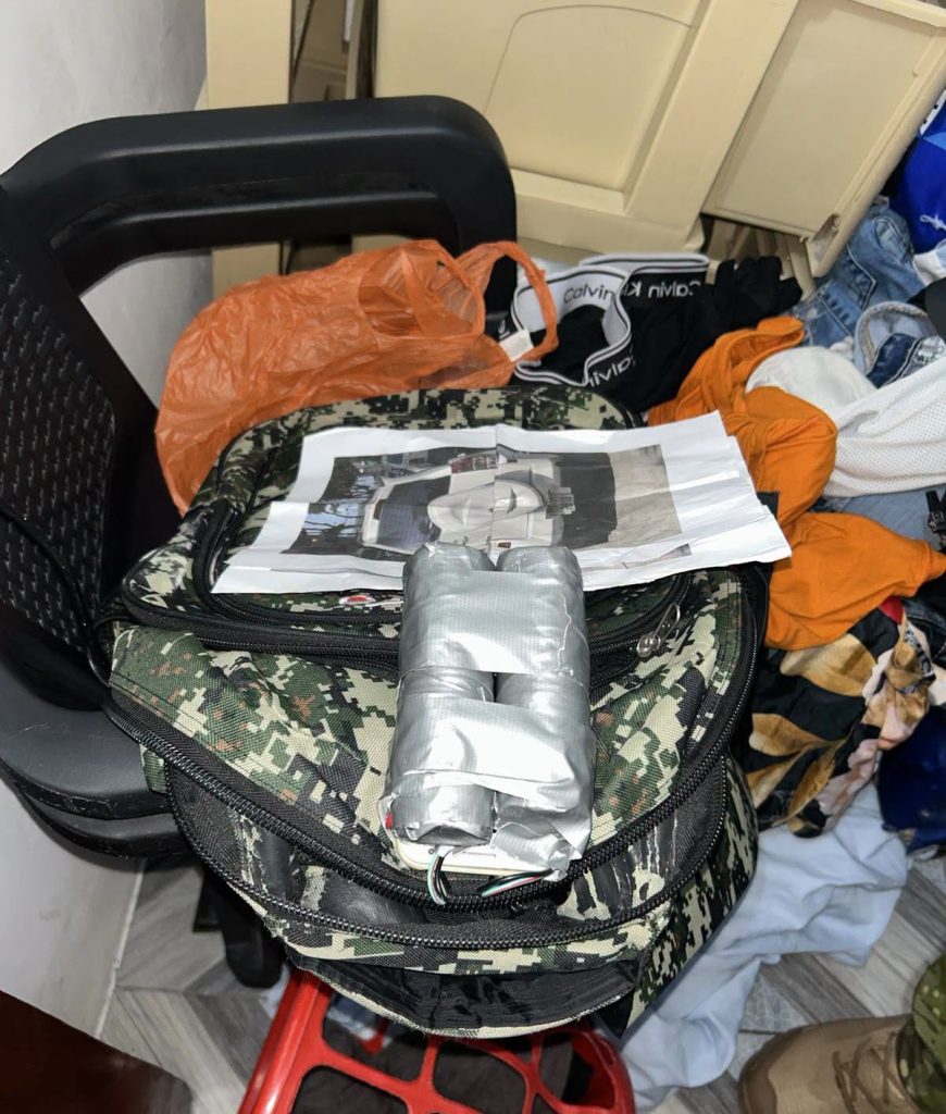 Frustran presunto atentado y uniformados decomisan explosivos