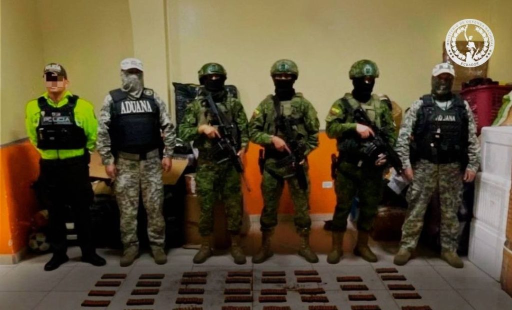Bloque de Seguridad combate grupos criminales en Carchi