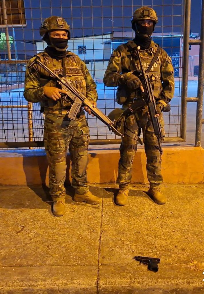 Incautación de arma de fuego en Pascuales