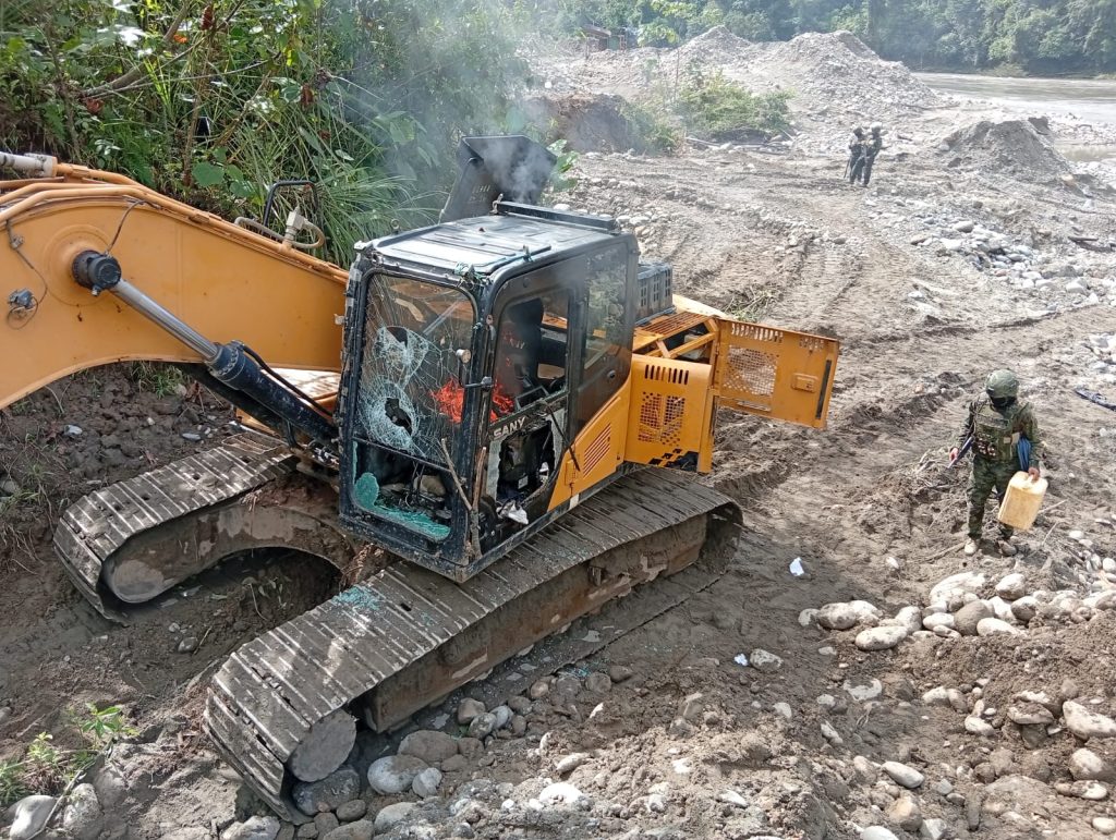 Operativo militar destruye maquinaria utilizada para minería ilegal