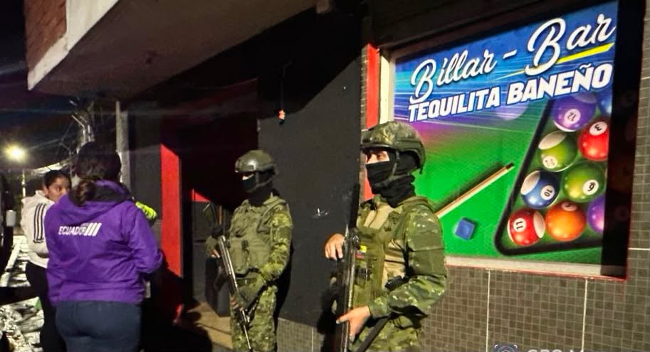 Operativo militar en establecimiento de Baños