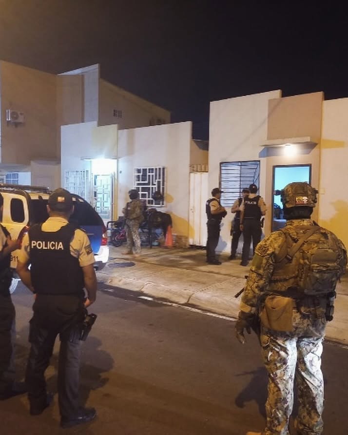 Armada y Policía ejecutan operativo contra actividades ilícitas en Chongón