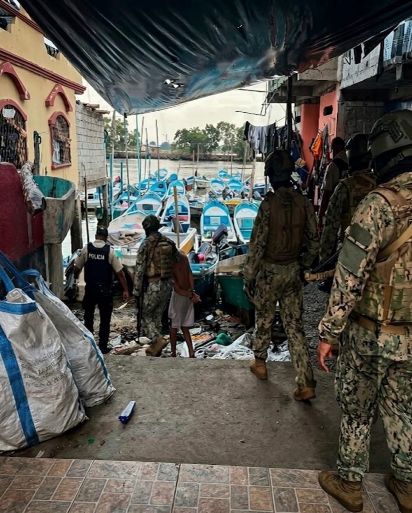 Capturan a un ciudadano y decomisan armas en operativo militar en Puerto Bolívar