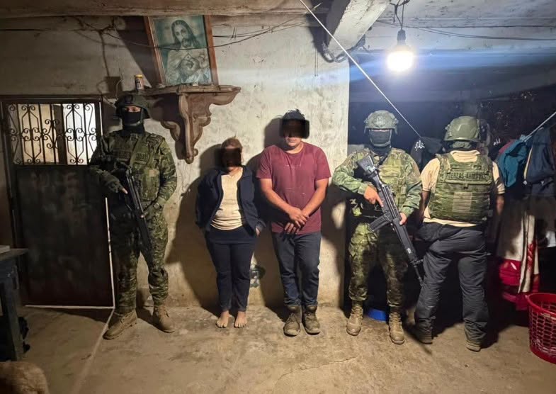 Operativo militar permite el rescate dos personas en Portovelo