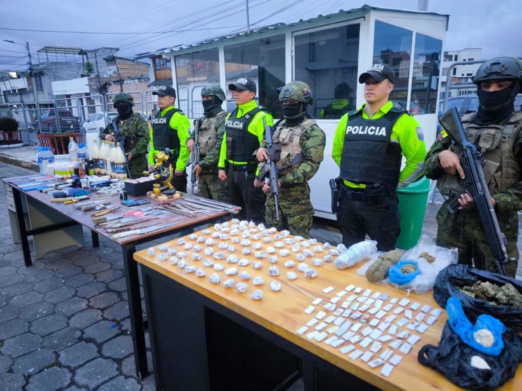 Operativo militar en CPL de Carchi