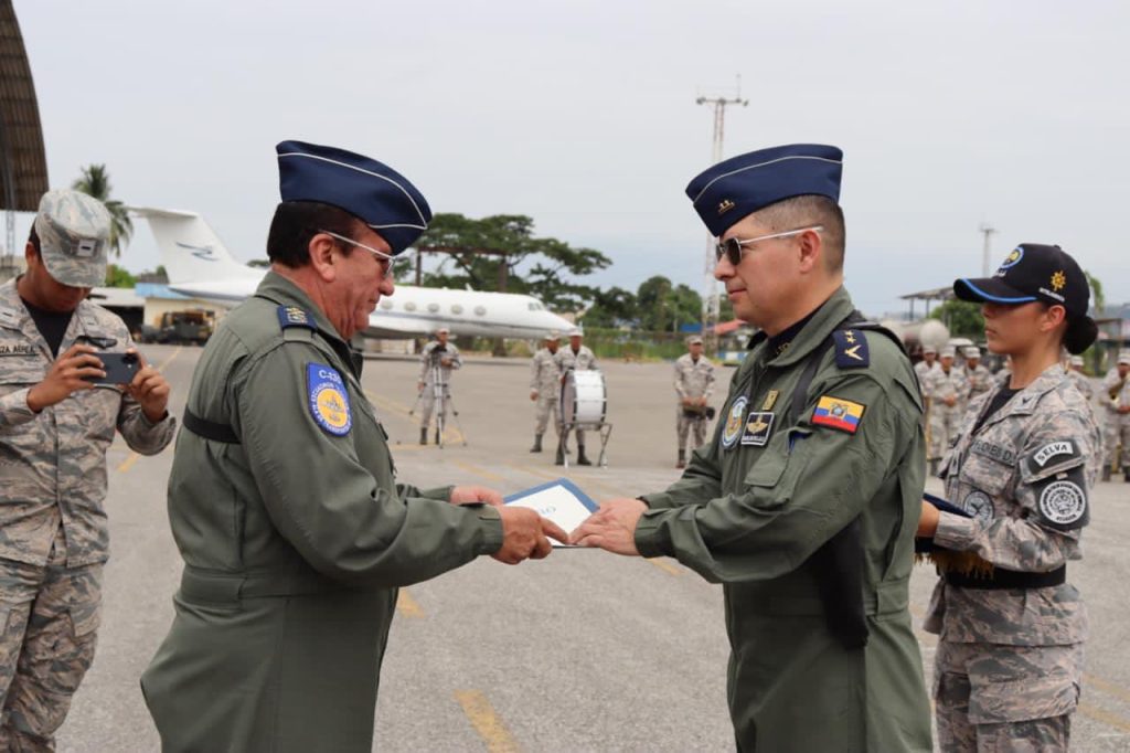 Ala de Transportes Nro. 11 recibe reconocimiento internacional por seguridad aérea