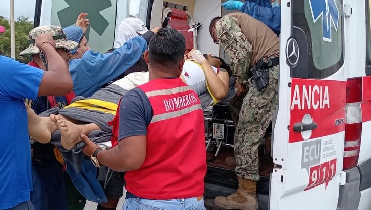Armada del Ecuador ejecutó evacuación médica en Galápagos