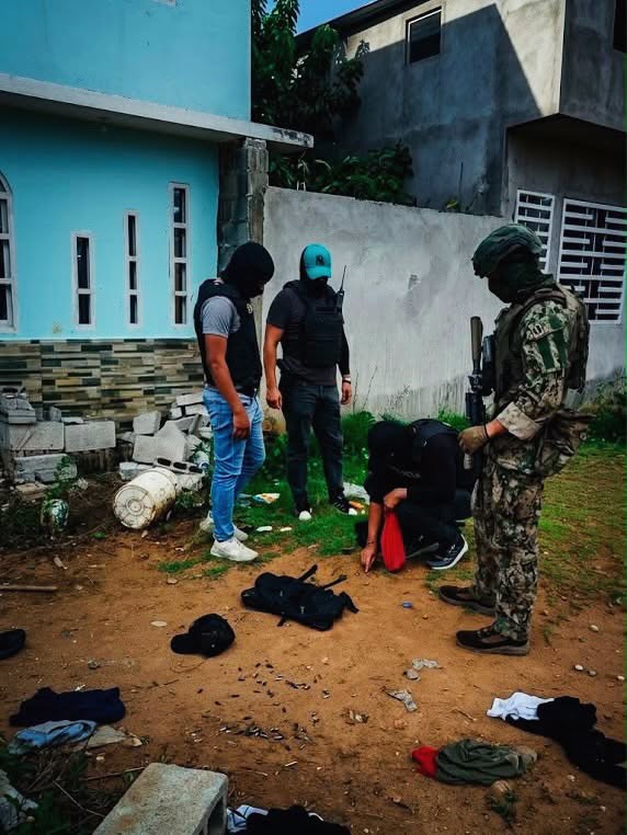 Operativo militar en San Lorenzo permite decomiso de municiones y alimentadoras