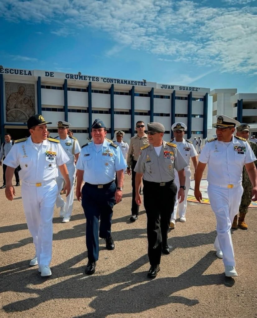 Autoridades militares verifican instalaciones para el traslado de la escuela de infantería de marina