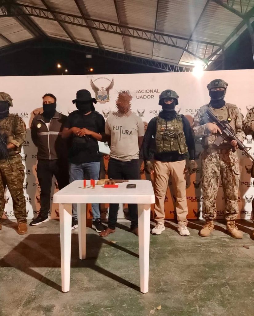 Aprehendido presunto integrante de un GDO durante una operación militar en Esmeraldas