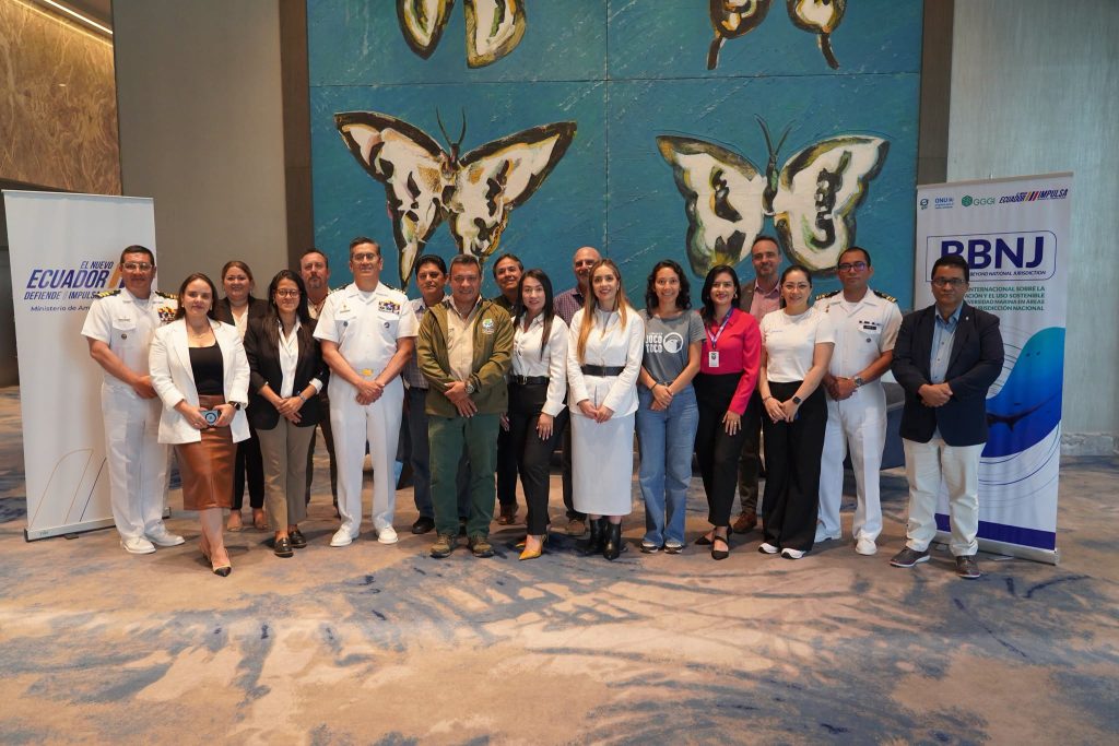 Ecuador fortalece la gobernanza oceánica para conservar la biodiversidad en alta mar