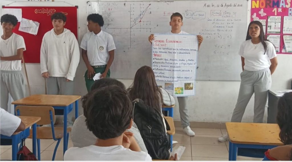 Estudiantes comparten acciones para proteger los ecosistemas del manglar