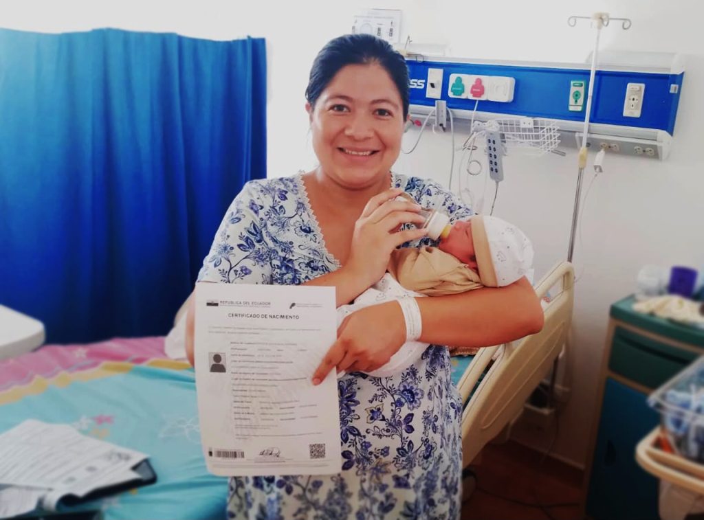 Registro Civil del Ecuador inscribe más de 124.000 niños a la fecha