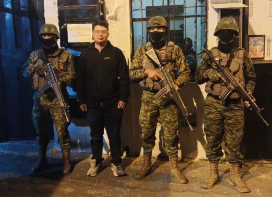 Armamento es decomisado en el cantón Chimbo