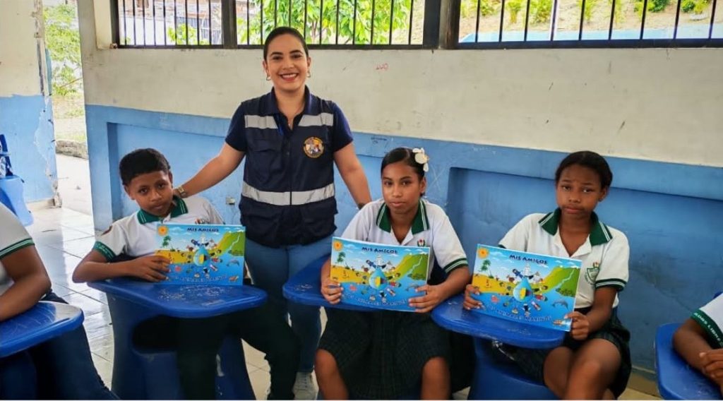 Jóvenes refuerzan sus conocimientos sobre el cambio climático en Ecuador