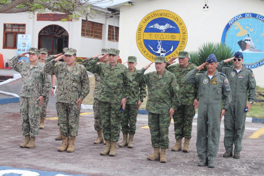 Autoridades de Ecuador y Perú fortalecen la cooperación marítima durante GALAPEX-IV 2026