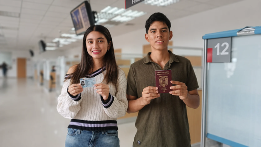 Registro Civil del Ecuador entrega 1.5 millones de cédulas y 258 mil pasaportes