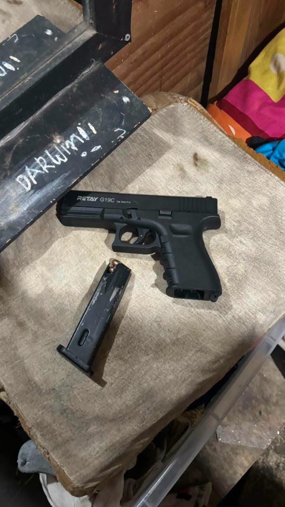 Operativo militar deja un detenido y arma decomisada en Durán