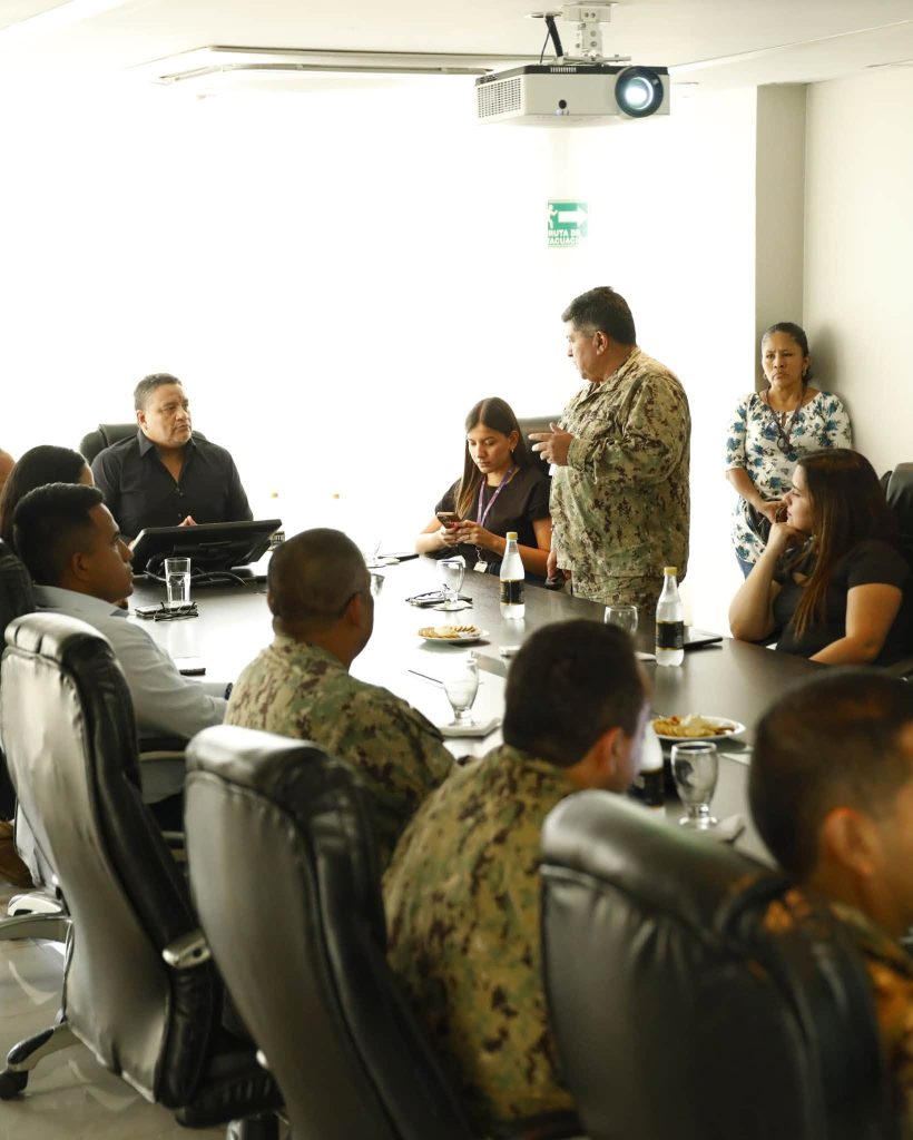 Gobernador del Guayas conoce monitoreo oceánico y protocolos de prevención
