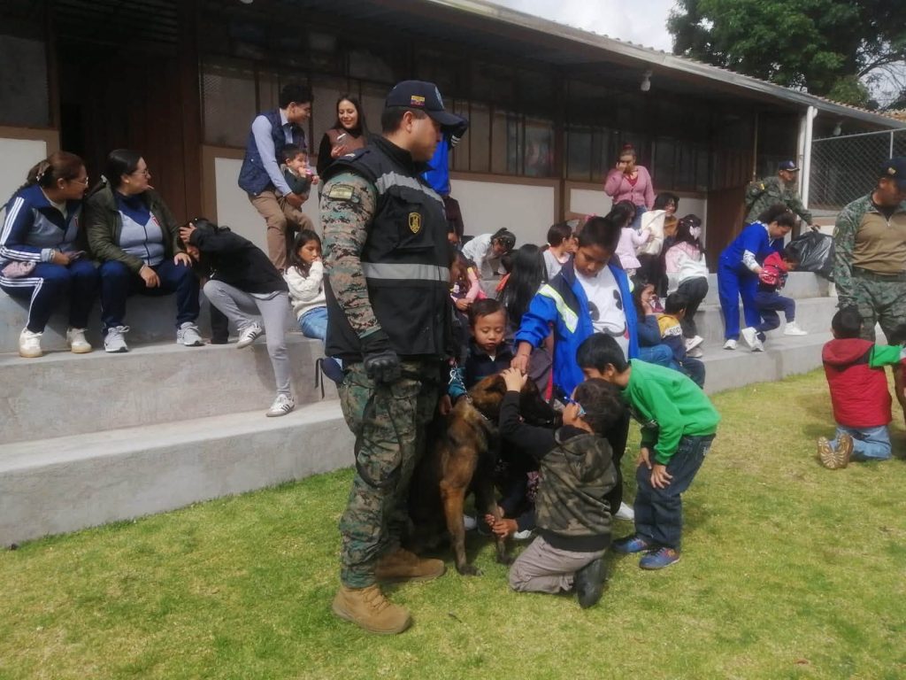 FAE comparte alegría y esperanza con la niñez de Tungurahua