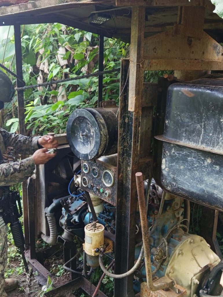 Control militar permite intervenir zona de minería ilegal en Esmeraldas
