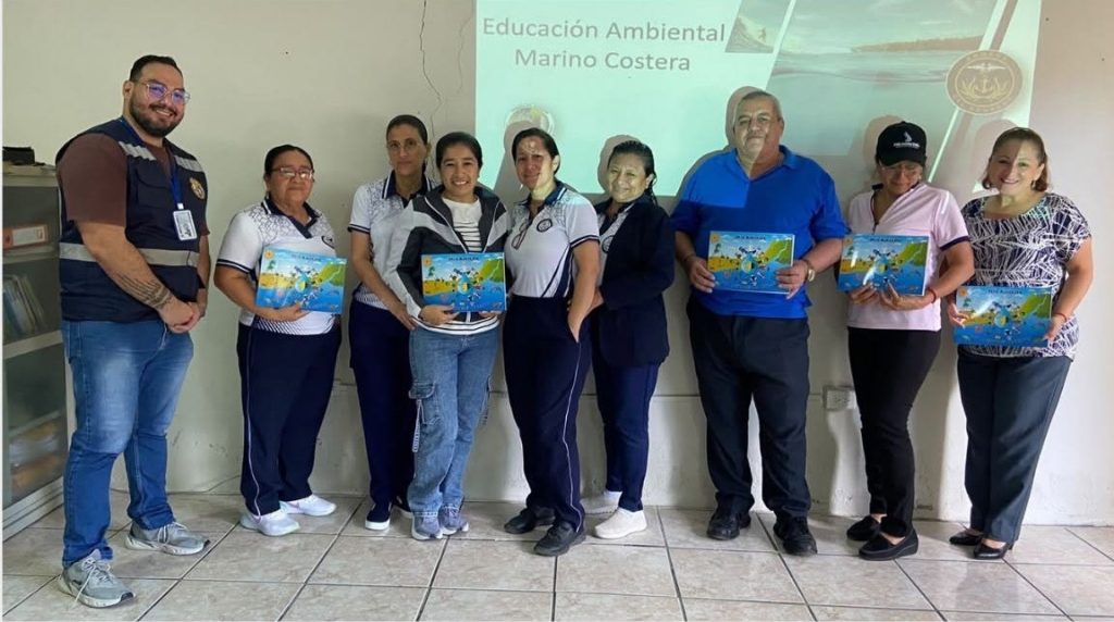 Docentes fortalecen la educación ambiental en Manta