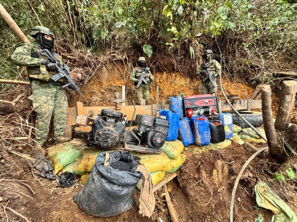 Operativo militar interviene presunto centro de procesamiento minero en Urcuquí