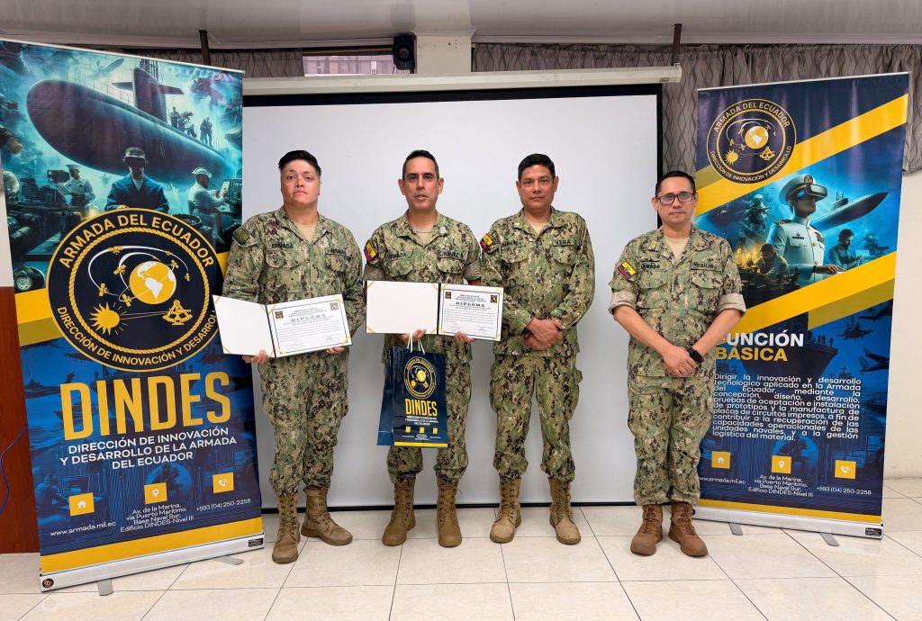 Armada del Ecuador reconoce el talento y la innovación naval